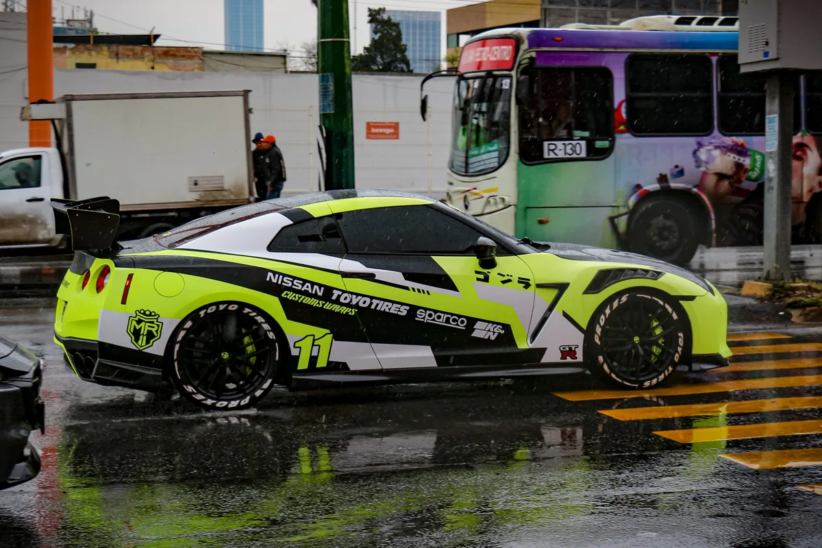GT-R — Godzilla